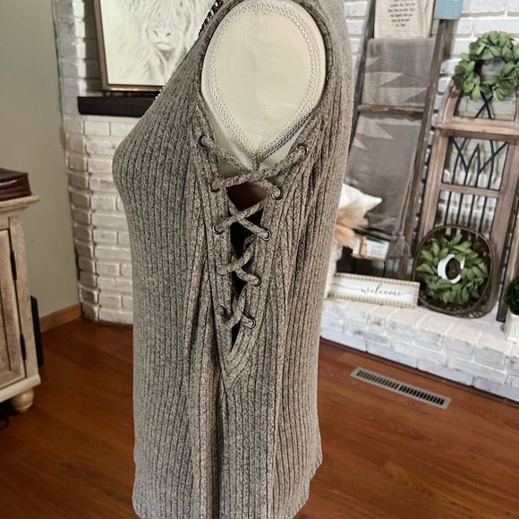 Daytrip Cold Shoulder Sweater with Lace Up Sleeves - Picture 2 of 5